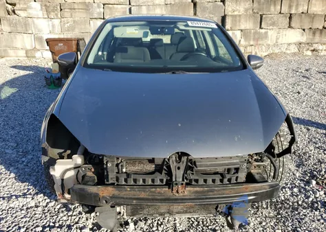 2013 Volkswagen Golf из США, поврежденный, VIN WVWNM7AJ1DW124341